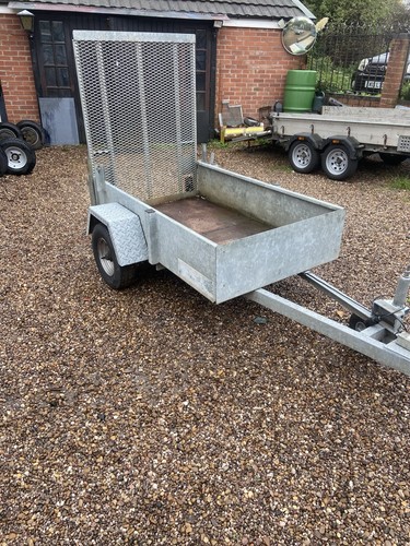 Small plant trailer micro - plant, trailer.