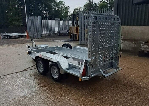 New brian james digger plant - new,