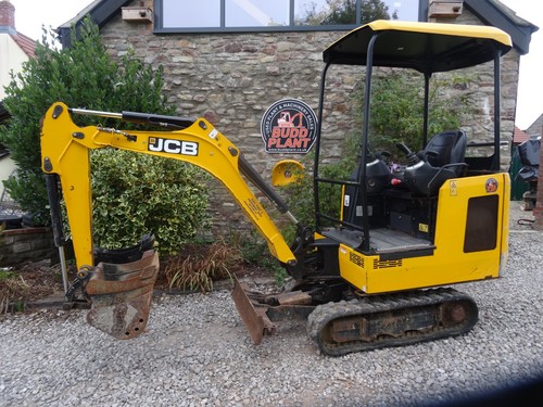 Jcb 15c mini digger - jcb,
