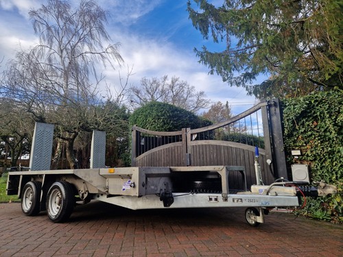 Ifor williams trailer plant - williams,